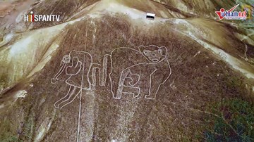 Phát hiện nhiều hình vẽ khổng lồ bí ẩn trên sa mạc ở Peru