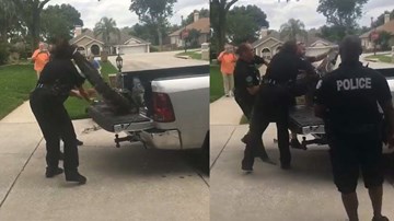 Cá sấu bị trói chặt vẫn tung đòn hiểm khiến cảnh sát choáng váng