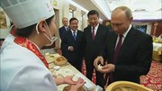 Tận mắt chứng kiến tài làm bánh của TT Putin