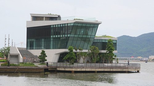 Công trình bến du thuyền chắn sông Hàn của Vũ 'nhôm' nguy cơ bị thu hồi