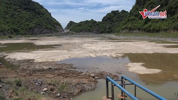 Cát Bà 'vật vã' trong 'cơn khát' nước ngọt