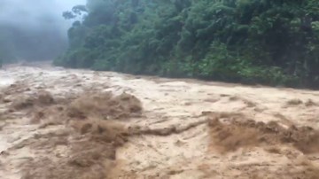 3 người mất tích, nhiều người bị thương do mưa lũ lớn ở Lai Châu