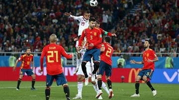 Highlights: Hòa chật vật, Tây Ban Nha tuyên chiến chủ nhà Nga