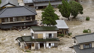 Mưa lũ khác thường ở Nhật, hàng chục người chết, trăm nghìn người sơ tán