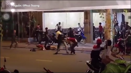 Hàng chục người hỗn chiến khi xem chung kết World Cup 2018