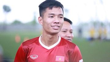 Tân binh Minh Tuấn: Ngủ dậy ngỡ ngàng nhận tin vui từ thầy Park