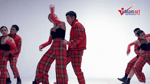 Mai Tiến Dũng nhảy sexy, tự tay thiết kế trang phục trong MV mới 'Say nắng'