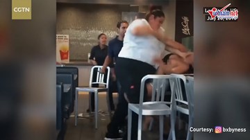 Nhân viên McDonald túm tóc, giật áo, tát khách nữ tới tấp