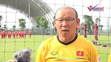 HLV Park Hang Seo: 'Đừng bắt Olympic Việt Nam phải thắng giải giao hữu'