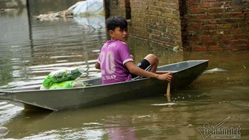 Khung cảnh khó ngờ nơi rốn lũ Chương Mỹ sau nửa tháng chìm trong nước