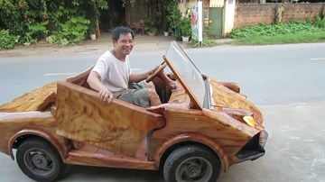 'Siêu xe' Lamborghini bằng gỗ lăn bánh tại Việt Nam