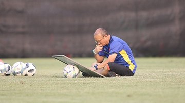 HLV Park Hang-seo cảnh báo U23 Việt Nam về Olympic Syria