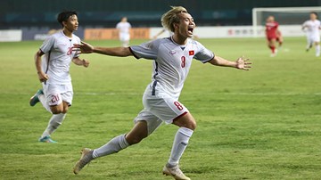 Văn Toàn ghi bàn thắng vàng đưa Olympic Việt Nam vào bán kết ASIAD