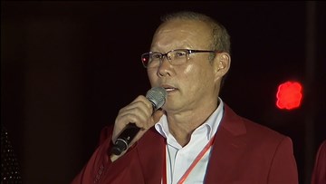 HLV Park: Chúng tôi muốn đem HCĐ về gặp mọi người, tiếc là không được