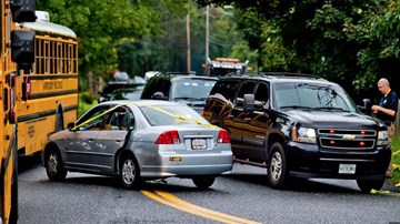 Cô gái tự sát sau khi xả súng giết chết 3 người ở trung tâm cứu trợ Mỹ