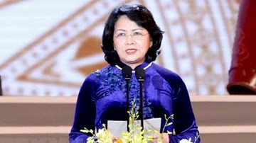 Bà Đặng Thị Ngọc Thịnh giữ chức quyền Chủ tịch nước