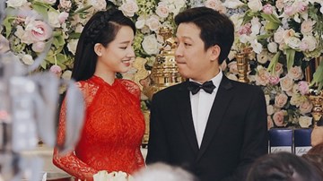 Trường Giang - Nhã Phương hạnh phúc trong lễ rước dâu