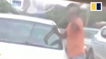 Không xin được tiền, gã ăn mày đánh đập dã man nữ tài xế