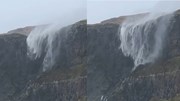 Cảnh thác nước chảy ngược lên trời vì bão quá mạnh ở Scotland