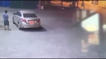 Tài xế ô tô quỵt tiền đổ xăng ở Hà Nội