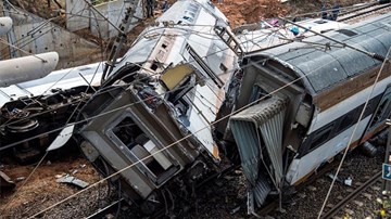 Hiện trường tai nạn tàu  thảm khốc ở Maroc khiến 100 người thương vong