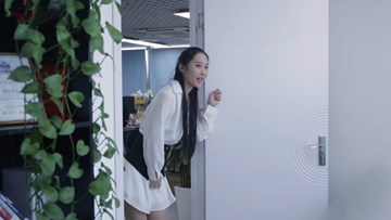 Làm đẹp để đi 'xem mặt' nhưng không qua được ải của sếp