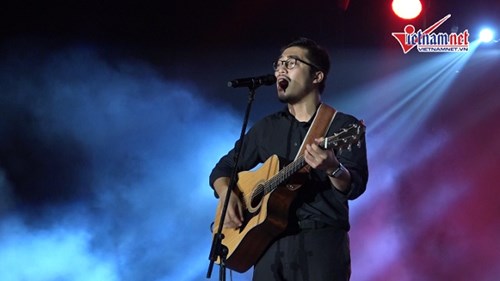 Đắm mình trong những bản hit tuyệt vời của 'hoàng tử hát tình ca'