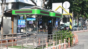 Nhà vệ sinh công cộng tự động cảm ứng, chống trộm ở TP.HCM