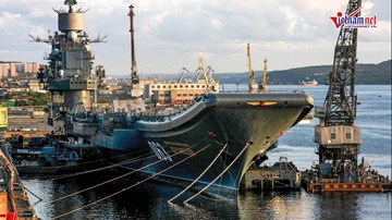 Tàu sân bay duy nhất của Nga gặp nạn, bị hư hỏng nặng