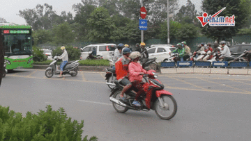 Những màn đi xe ngược chiều 'đẳng cấp' chỉ có ở Thủ đô