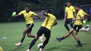 Đến Mỹ Đình, tiền đạo số 1 Malaysia nói gì về hàng thủ tuyển Việt Nam?