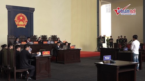Vụ đánh bạc nghìn tỷ: Con bạc thu nhập 10 triệu, đánh Rikvip thua 3 tỷ