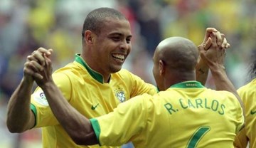 Lí do huyền thoại Roberto Carlos tin Việt Nam có thể vô địch thế giới