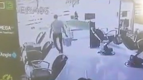 Tên trộm lên cơn đau tim, chết gục khi đi cướp tiền