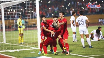 Tiến Linh ghi bàn thắng mở tỉ số trận Việt Nam vs Campuchia