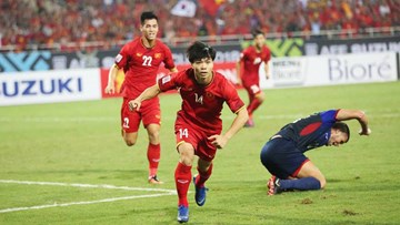 Công Phượng độc diễn ấn tượng, sút tung lưới Philippines nâng tỉ số cho VN