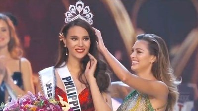Khoảnh khắc người đẹp Philippines đăng quang Hoa hậu Hoàn vũ 2018