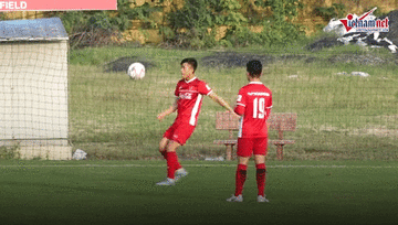 Xem Quang Hải, Văn Đức biểu diễn tung hứng bóng cực điêu luyện