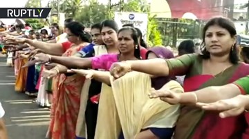 5 triệu phụ nữ Ấn Độ xếp hàng rào dài 620km đòi bình đẳng