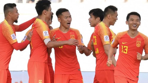 Asian Cup 2019: Đối thủ biếu bàn thắng, Trung Quốc ngược dòng lấy 3 điểm