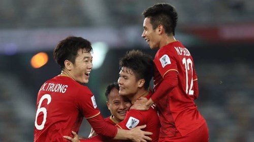 Xem lại siêu phẩm sút phạt của Quang Hải vào lưới Yemen