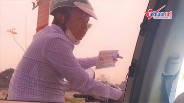 'Cò đò' đeo bám du khách trẩy hội Chùa Hương