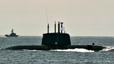 Tàu ngầm ‘cá heo’ khiến loạt cường quốc quân sự phải ‘nể mặt’