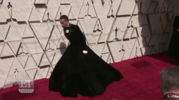 Sao nam lên tiếng việc mặc váy làm 'náo loạn' thảm đỏ Oscar