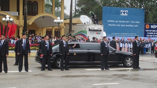 Cận cảnh siêu xe bọc thép tối tân Chủ tịch Kim Jong-un sử dụng tại Việt Nam