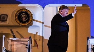 Tổng thống Mỹ Donald Trump nói gì khi vừa tới Hà Nội?