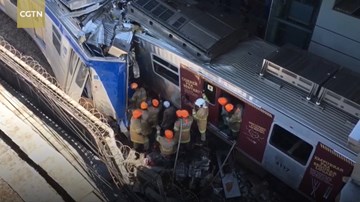 Hai tàu hỏa đâm nhau, lái tàu thiệt mạng, 8 người bị thương