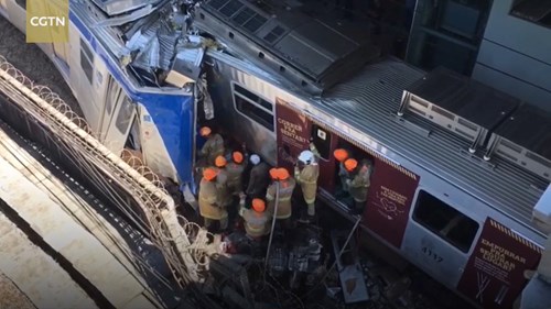 Hai tàu hỏa đâm nhau, lái tàu thiệt mạng, 8 người bị thương