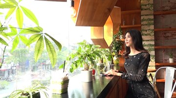 8.3 chênh vênh của cô gái chuyển giới Hà Anh