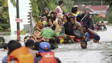 Hơn 50 người thiệt mạng do lũ quét ở miền đông Indonesia